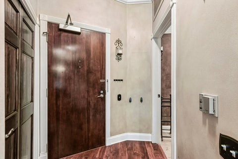 Tiny photo for 600 N KINGSBURY Street #101, Chicago, IL 60654 (MLS # 12754768)