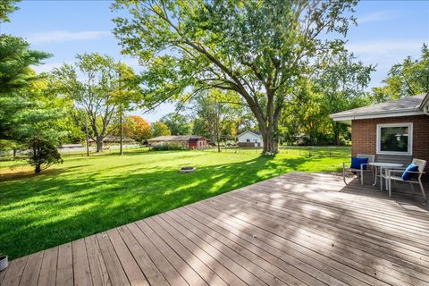 Tiny photo for 203 Coldren Drive, Prospect Heights, IL 60070 (MLS # 12499285)