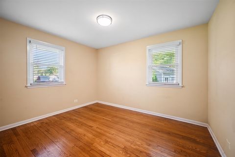 Tiny photo for 203 Coldren Drive, Prospect Heights, IL 60070 (MLS # 12499285)