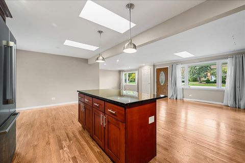 Tiny photo for 203 Coldren Drive, Prospect Heights, IL 60070 (MLS # 12499285)