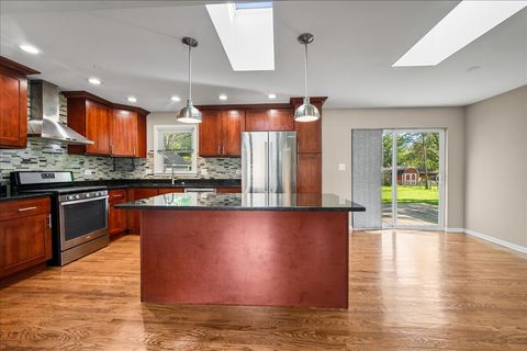 Tiny photo for 203 Coldren Drive, Prospect Heights, IL 60070 (MLS # 12499285)