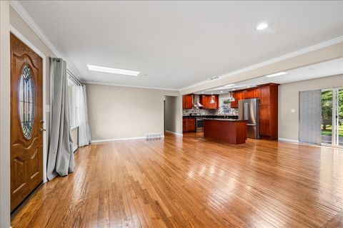 Tiny photo for 203 Coldren Drive, Prospect Heights, IL 60070 (MLS # 12499285)