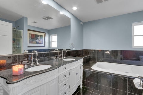Tiny photo for 3140 Harvey Avenue, Berwyn, IL 60402 (MLS # 12651910)
