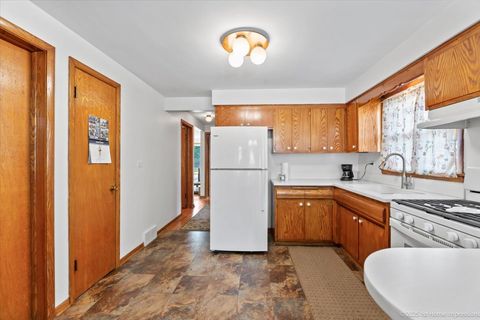 Tiny photo for 11214 S Sacramento Avenue, Chicago, IL 60655 (MLS # 12537577)
