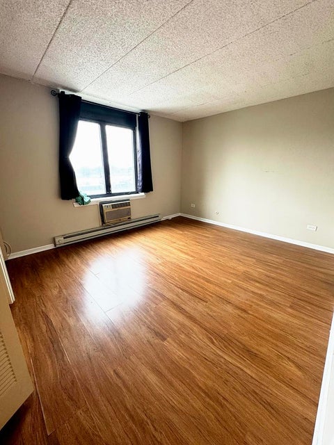 Tiny photo for 9098 W Terrace Drive #4-K, Niles, IL 60714 (MLS # 12780122)