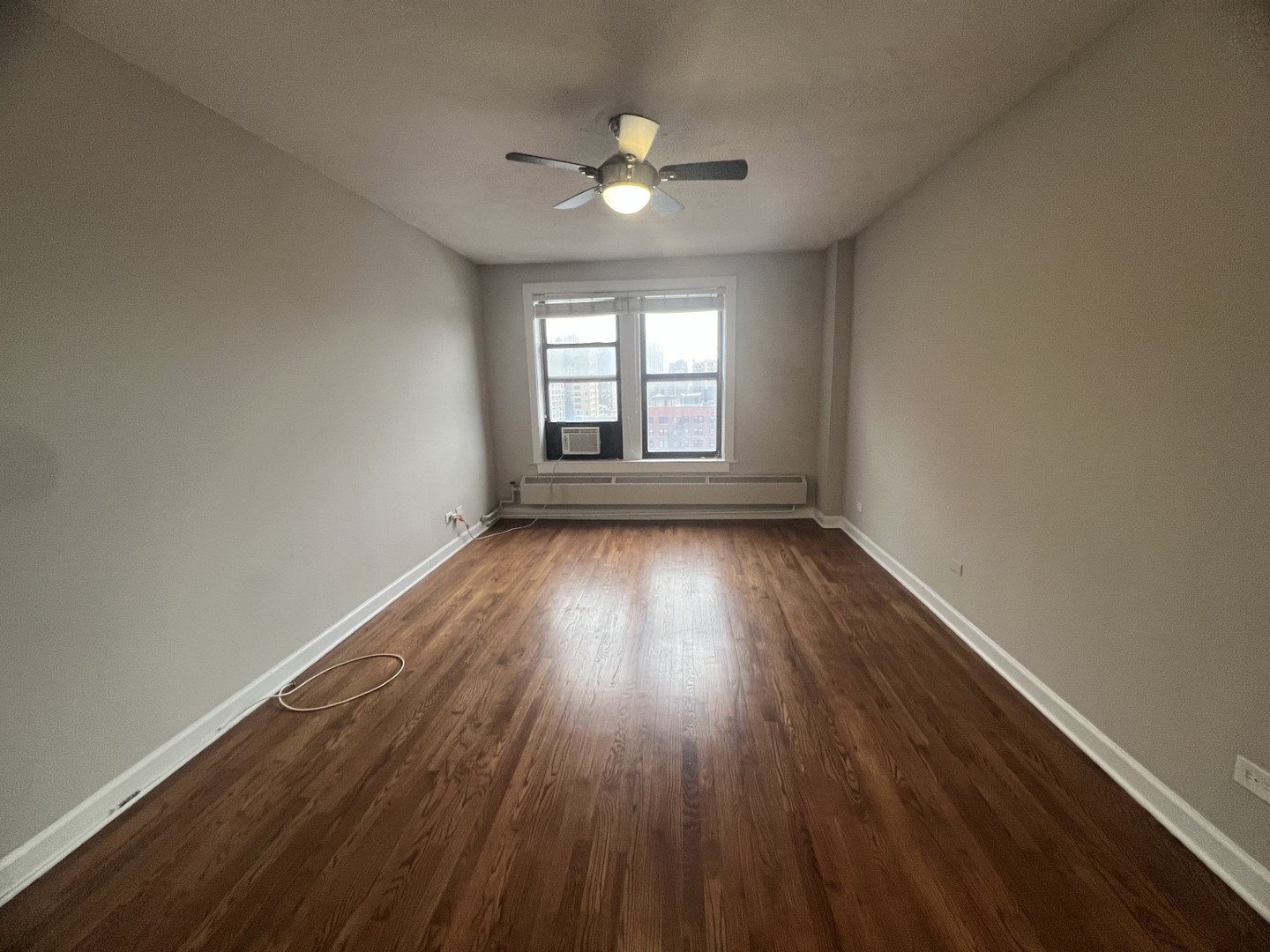 426 W Belmont Avenue 1001