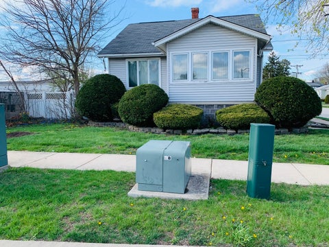 Photo of 246 E 161st Place, South Holland, IL 60473 (MLS # 12683100)