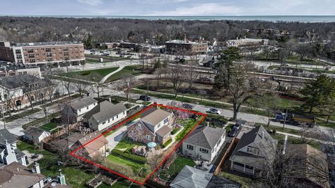 Tiny photo for 664 Burton Avenue, Highland Park, IL 60035 (MLS # 12595706)