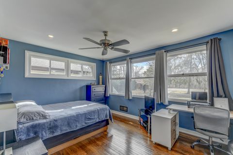 Tiny photo for 712 Gardner Road, Flossmoor, IL 60422 (MLS # 12578807)