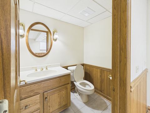 Tiny photo for 6723 Kingswood Road, Willowbrook, IL 60527 (MLS # 12646667)