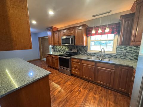 Tiny photo for 805 Keith Drive, Morrison, IL 61270 (MLS # 12494054)