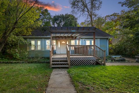 Photo of 26681 W Wooster Lake Drive, Ingleside, IL 60041 (MLS # 12545772)