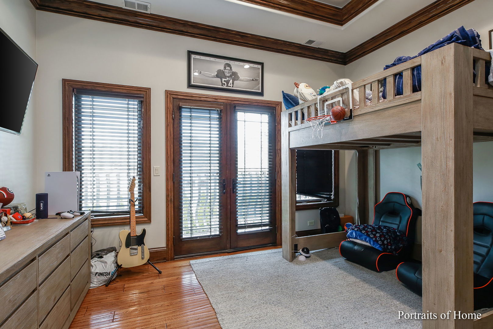 Oak Brook, Illinois 60523, United States, 6 Bedrooms Bedrooms, ,7 BathroomsBathrooms,Residential,Active,251553