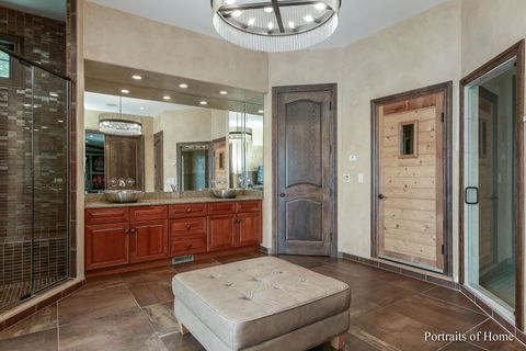 Tiny photo for Oak Brook, IL 60523 (MLS # 12527083)