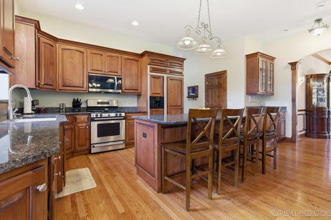 Tiny photo for 908 Knox Lane, Batavia, IL 60510 (MLS # 12634513)