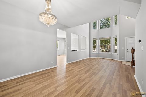 Tiny photo for 600 Creekside Circle #600, Gurnee, IL 60031 (MLS # 12484507)