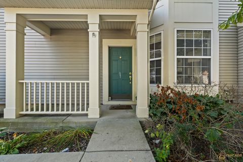 Tiny photo for 600 Creekside Circle #600, Gurnee, IL 60031 (MLS # 12484507)