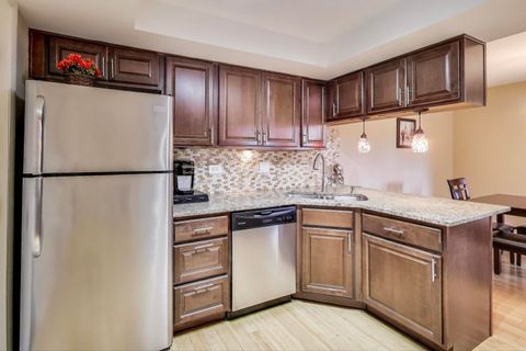Tiny photo for 1847 Tanglewood Drive #2B, Glenview, IL 60025 (MLS # 12517354)