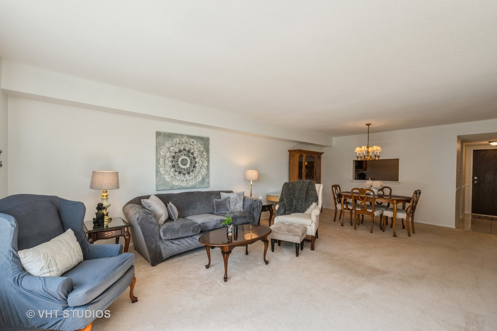 1295 N Sterling Avenue 211