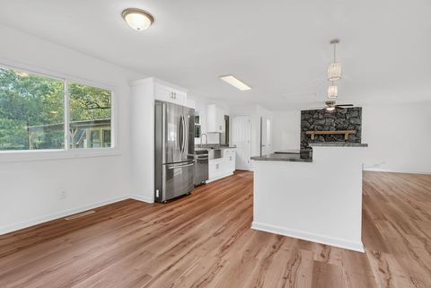 Tiny photo for 35737 Jay Drive, Custer Park, IL 60481 (MLS # 12481044)