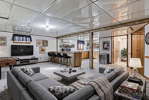 Tiny photo for 303 Westwood Drive, Shorewood, IL 60404 (MLS # 12579977)