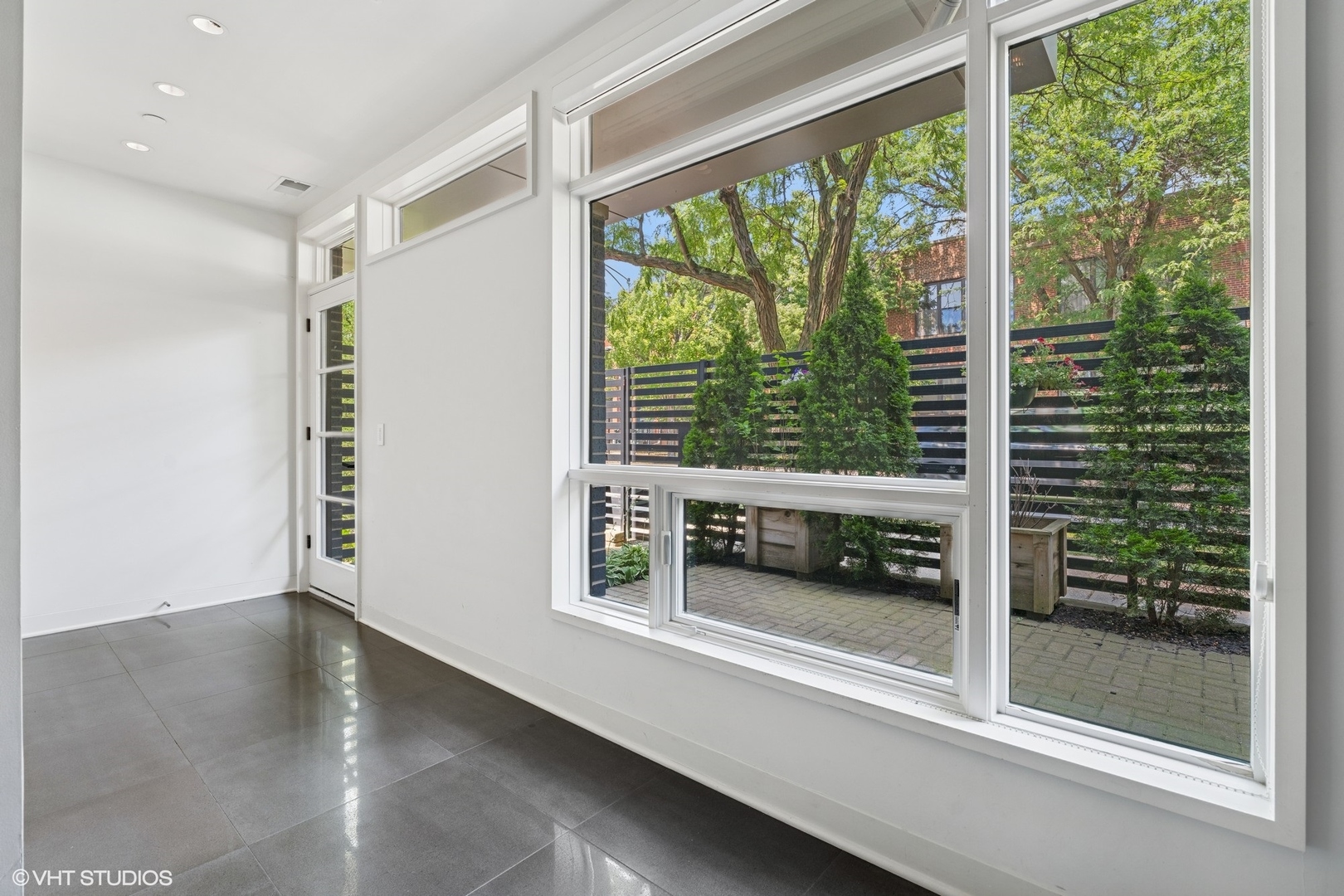 1309 W Diversey Parkway
