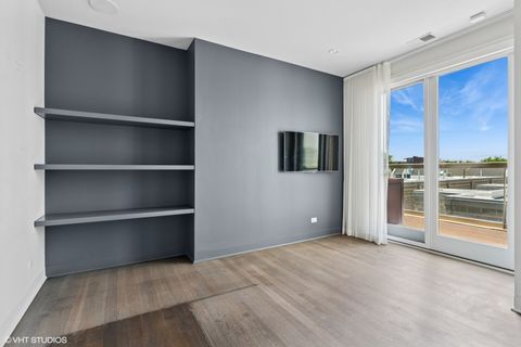 Tiny photo for 1309 W Diversey Parkway, Chicago, IL 60614 (MLS # 12422245)