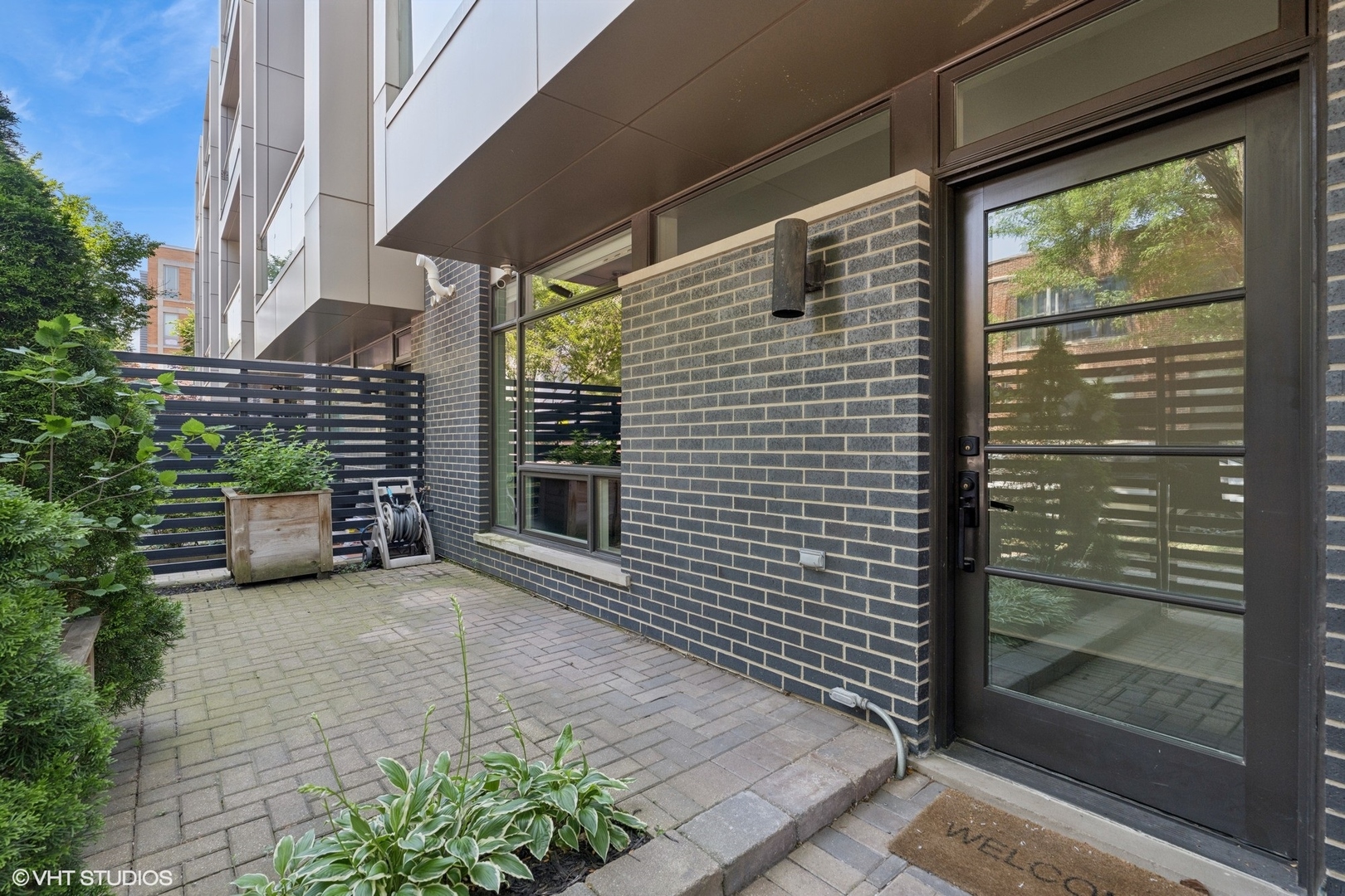 1309 W Diversey Parkway