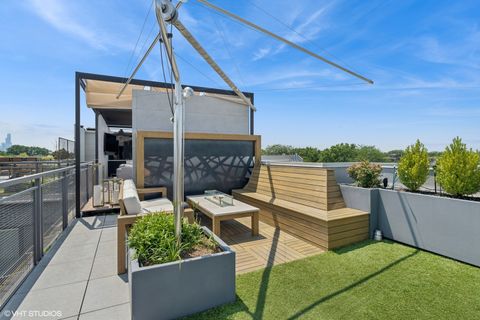 Tiny photo for 1309 W Diversey Parkway, Chicago, IL 60614 (MLS # 12422245)