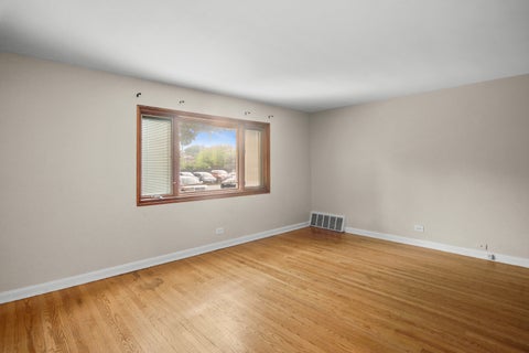 Tiny photo for 8043 Lake Street #1, River Forest, IL 60305 (MLS # 12685543)