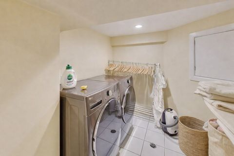 Tiny photo for 109 S Grove Avenue #1N, Oak Park, IL 60302 (MLS # 12548804)