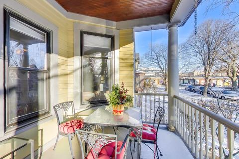 Tiny photo for 109 S Grove Avenue #1N, Oak Park, IL 60302 (MLS # 12548804)