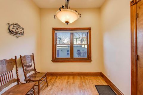 Tiny photo for 109 S Grove Avenue #1N, Oak Park, IL 60302 (MLS # 12548804)