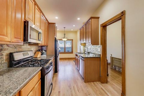 Tiny photo for 109 S Grove Avenue #1N, Oak Park, IL 60302 (MLS # 12548804)