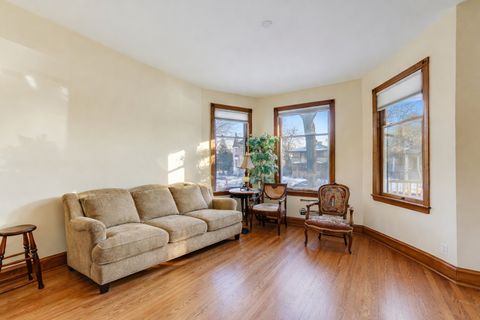 Tiny photo for 109 S Grove Avenue #1N, Oak Park, IL 60302 (MLS # 12548804)