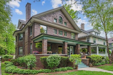 Photo of 1101 Forest Avenue, Wilmette, IL 60091 (MLS # 12641187)