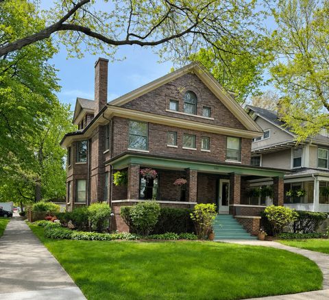 Photo of 1101 Forest Avenue, Wilmette, IL 60091 (MLS # 12641187)