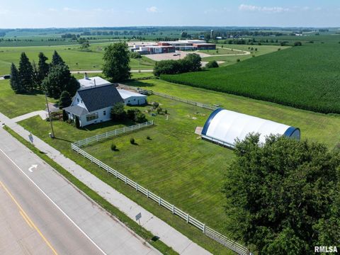 Tiny photo for 1324 13TH Avenue N, Clinton, IA 52732 (MLS # QC4268802)