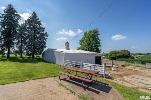 Tiny photo for 1324 13TH Avenue N, Clinton, IA 52732 (MLS # QC4268802)