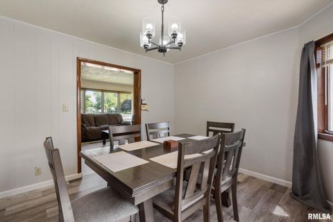 Tiny photo for 1324 13TH Avenue N, Clinton, IA 52732 (MLS # QC4268802)