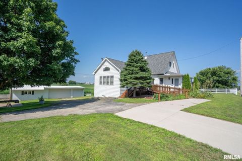 Tiny photo for 1324 13TH Avenue N, Clinton, IA 52732 (MLS # QC4268802)