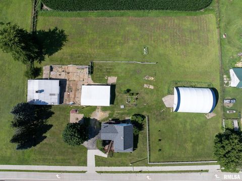 Tiny photo for 1324 13TH Avenue N, Clinton, IA 52732 (MLS # QC4268802)