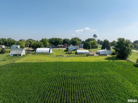 Tiny photo for 1324 13TH Avenue N, Clinton, IA 52732 (MLS # QC4268802)