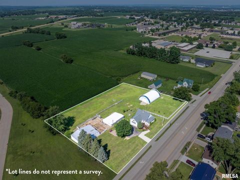 Tiny photo for 1324 13TH Avenue N, Clinton, IA 52732 (MLS # QC4268802)