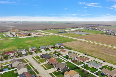 Tiny photo for 670 Lookout Way, Bourbonnais, IL 60914 (MLS # 12607848)