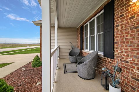 Tiny photo for 670 Lookout Way, Bourbonnais, IL 60914 (MLS # 12607848)