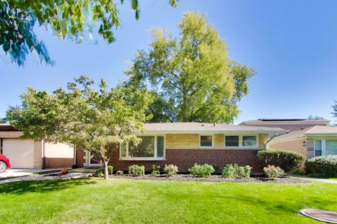 Photo of 8631 Central Park Avenue, Skokie, IL 60076 (MLS # 12778244)