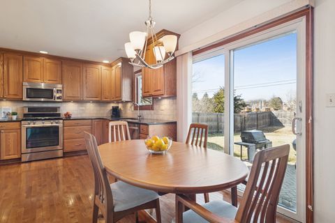 Tiny photo for 1332 Edington Lane, Mundelein, IL 60060 (MLS # 12583120)