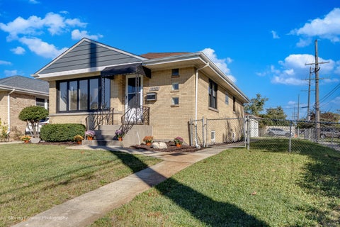 Tiny photo for 4401 N Osage Avenue, Norridge, IL 60706 (MLS # 12787939)