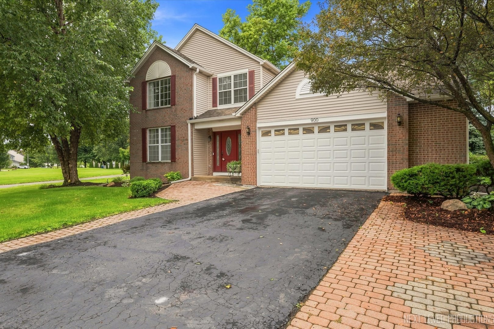 900 White Oak Drive